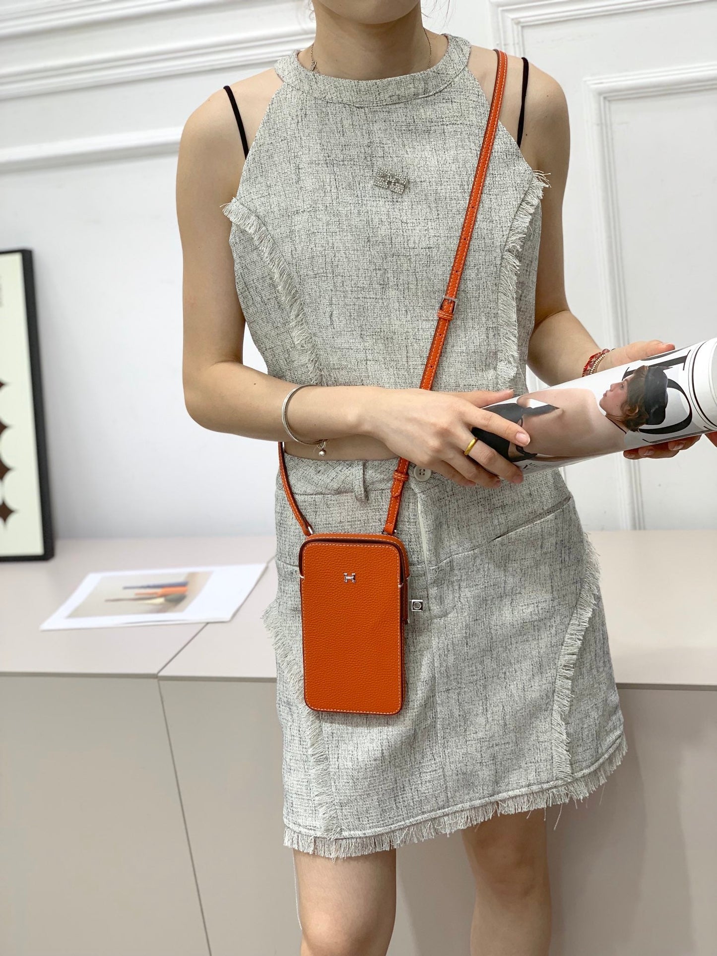 Hac a box phone case for mosr smartphones