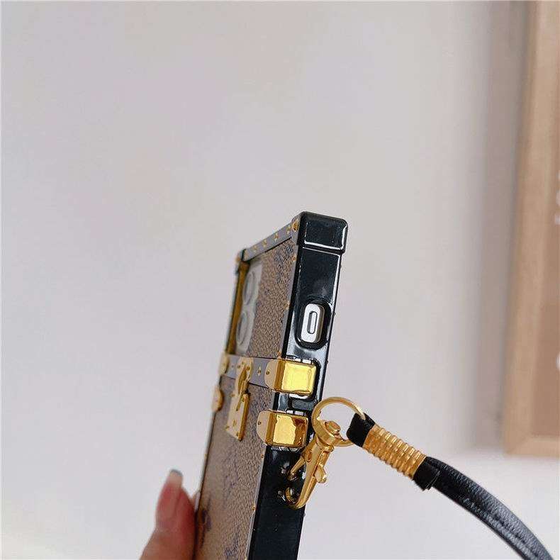 LV Trunk Phone Case for iPhone 1115 Pro Max Plus Series