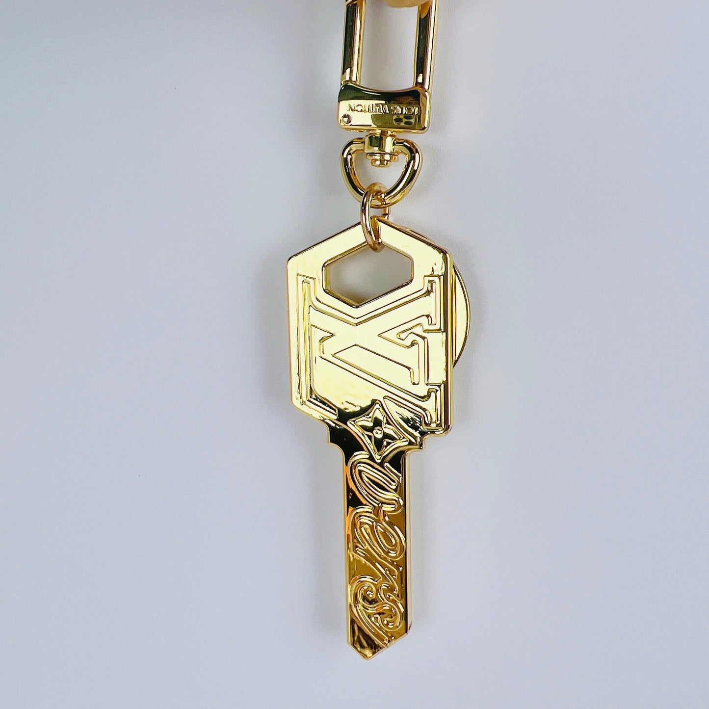 LV Key Holder Key Style