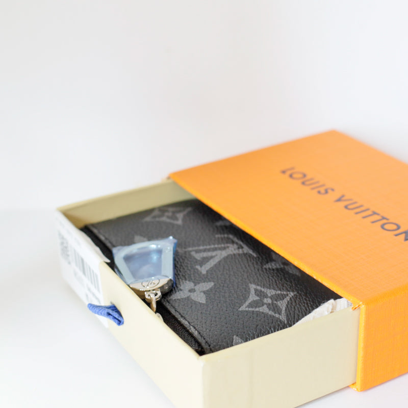 Louis Vuitton Black Monogram Key Pouch